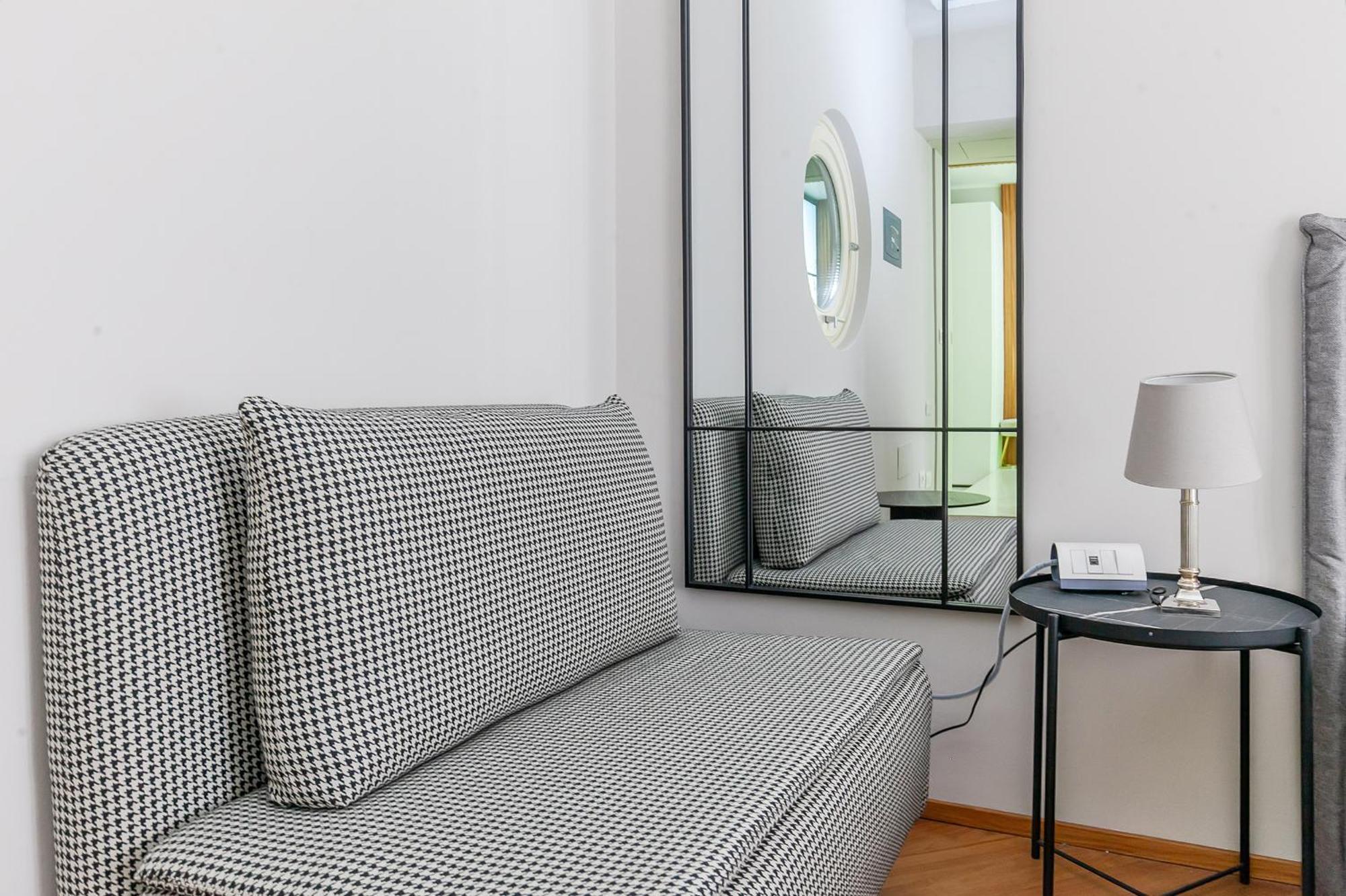 San Babila Prestige - A Few Steps From Duomo * Milaan