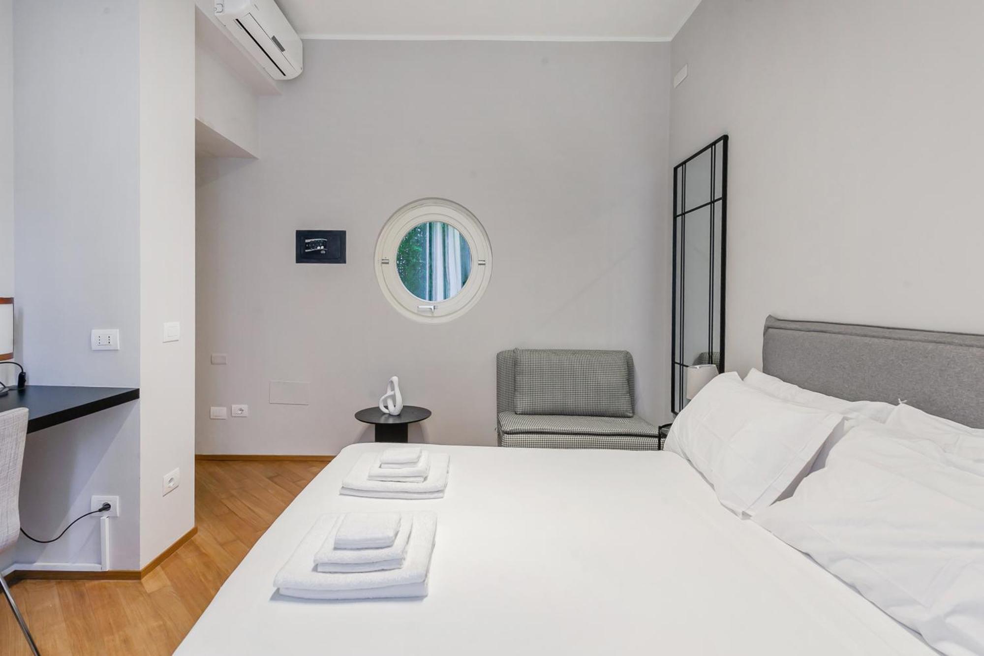 San Babila Prestige - A Few Steps From Duomo Appartement